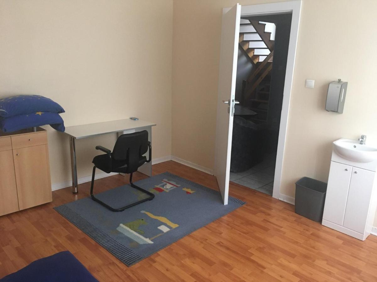 Nic8,5-8S Otel Poznan Dış mekan fotoğraf